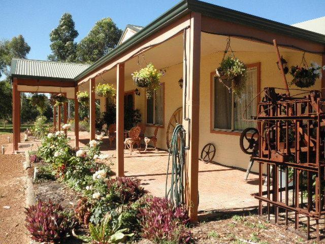 Enderslie House Bed & Breakfast Muchea Exteriör bild
